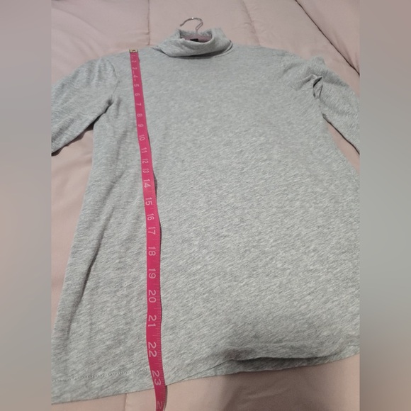 J. Crew Heather Gray  Top - Picture 7 of 9